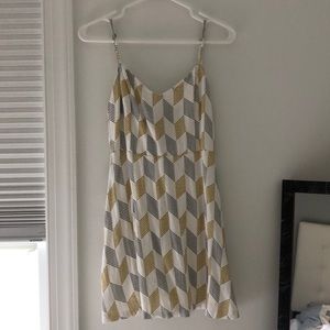 Vestique Geometric-Pattern Mini Dress - Size M